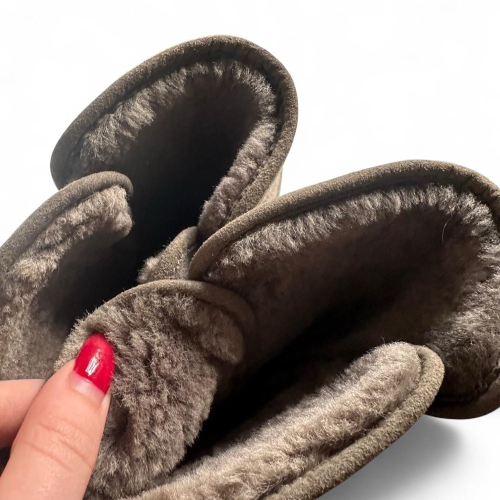 UGG Classic Gray Suede Boots - Picture 5 of 7